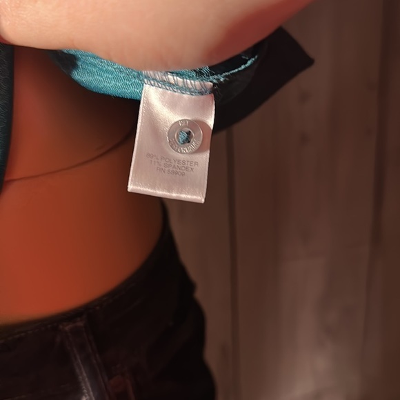 Men’s Roundtree & Yorke Blue Performance Polo. Size Large - Picture 2 of 4